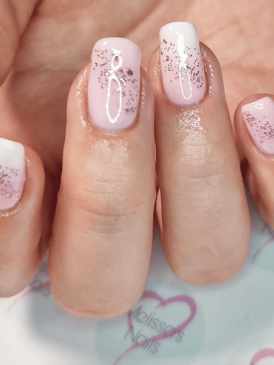 After: Gel manicure with fine art at our beauty salon in Bangkok